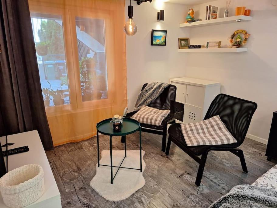 New Studio Apartment Emmy With Free Street Parking Zagreb Extérieur photo