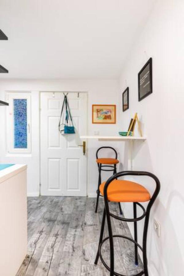 New Studio Apartment Emmy With Free Street Parking Zagreb Extérieur photo