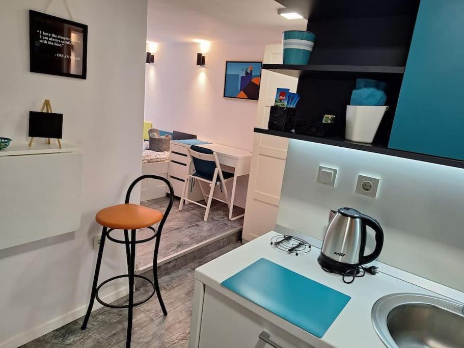 New Studio Apartment Emmy With Free Street Parking Zagreb Extérieur photo